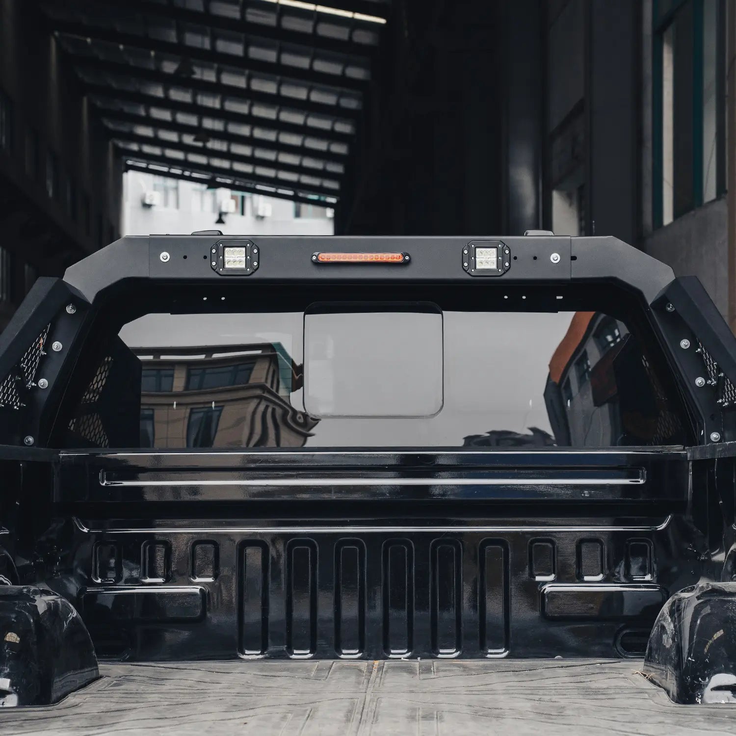 Adjustable Truck Bed Roll Bar Chase Rack=10