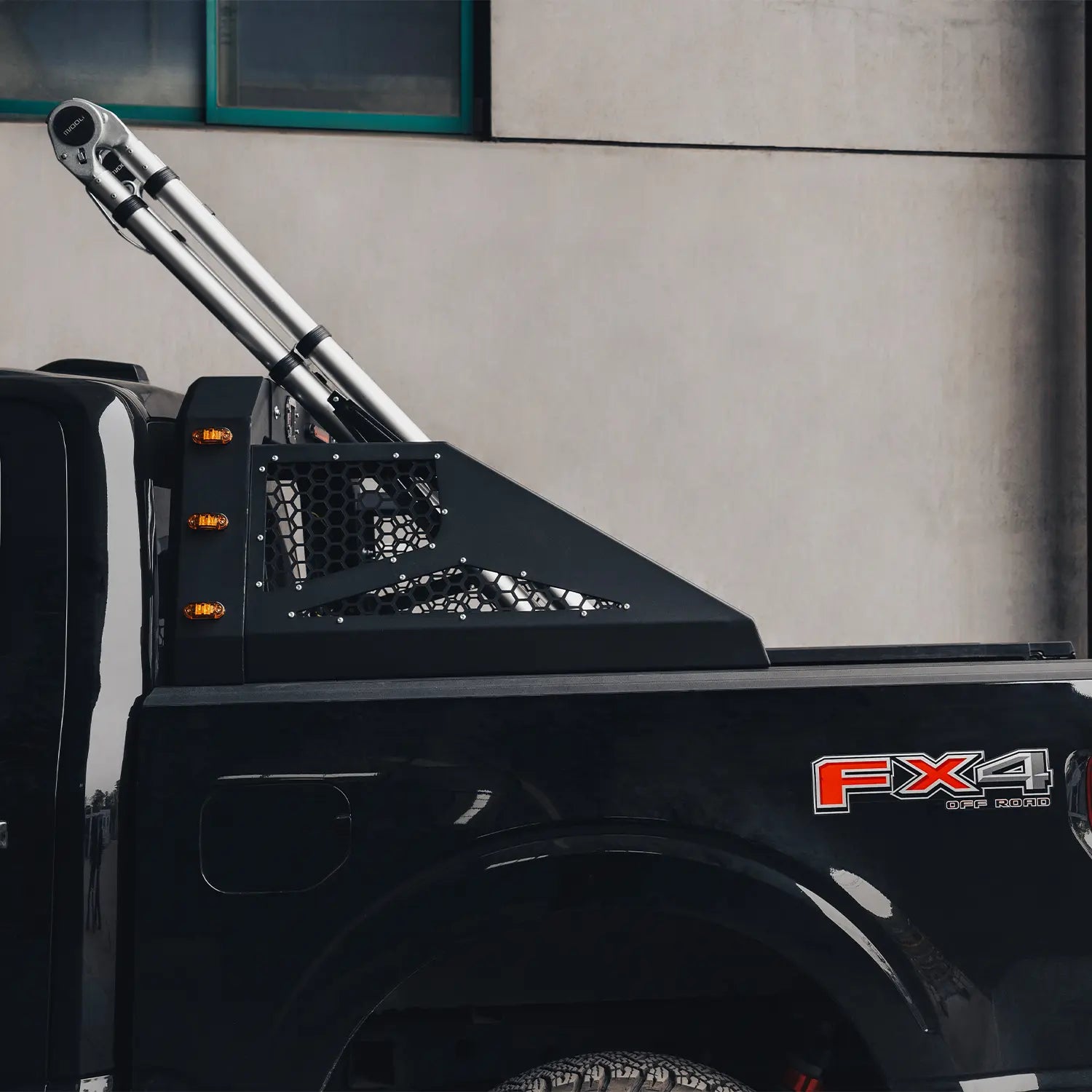Adjustable Truck Bed Roll Bar Chase Rack-12