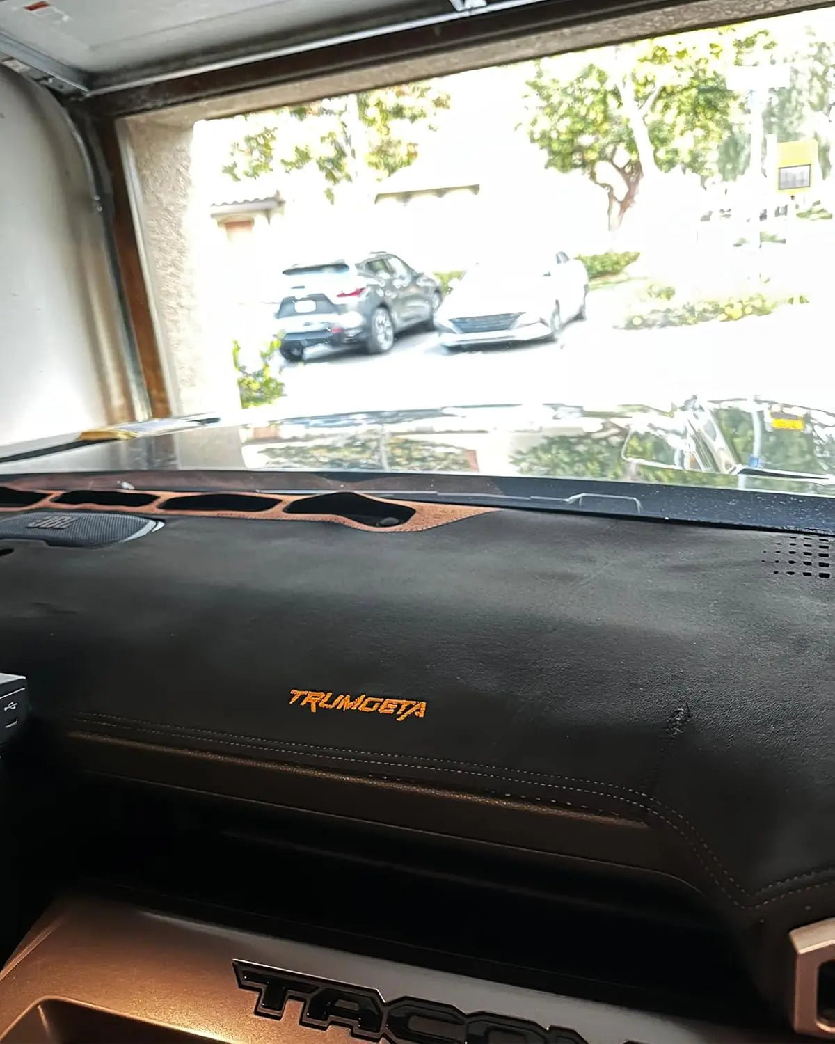 Dashboard Cover Mat Fit for 2024 2025 2026 Tacoma Accessories Dash Cover Upgrade Suede Non-Slip Dash Mat Sunshade Glare UV Rays Protector-2