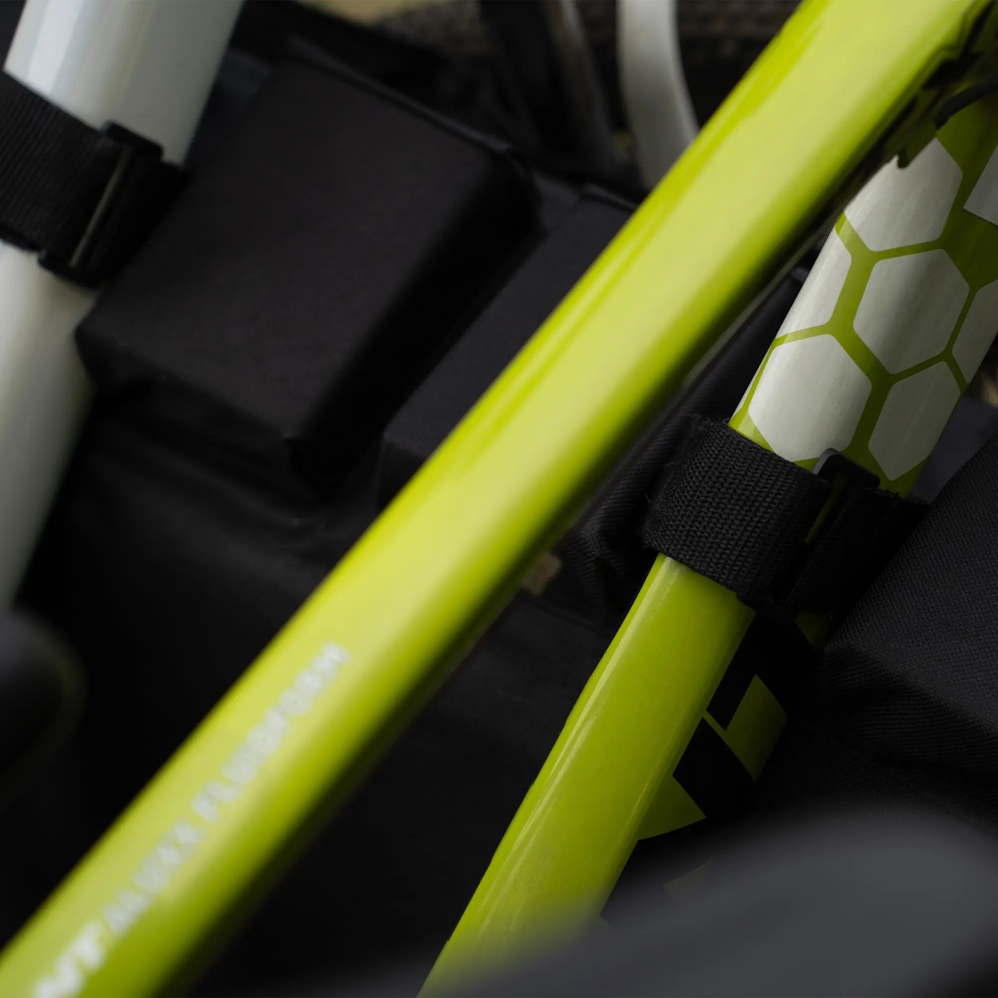 TRUMGETA Tailgate Bike Pad - 5-Bike Capacity for Mid-Size Trucks | Mountain Bike Transport Essential-10