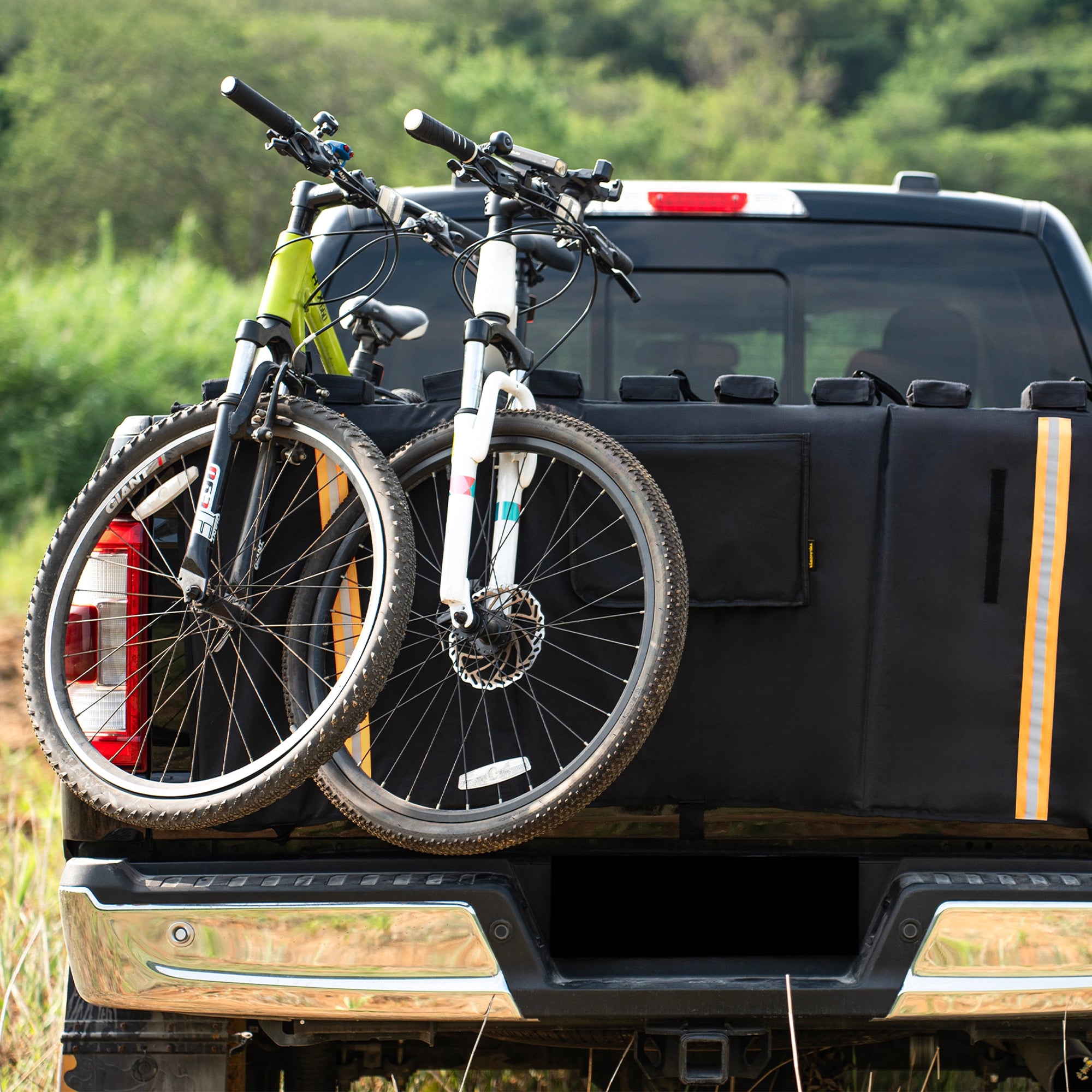 TRUMGETA 62-Inch Tailgate Bike Pad - 5-Bike Capacity for Full-Size Trucks-1