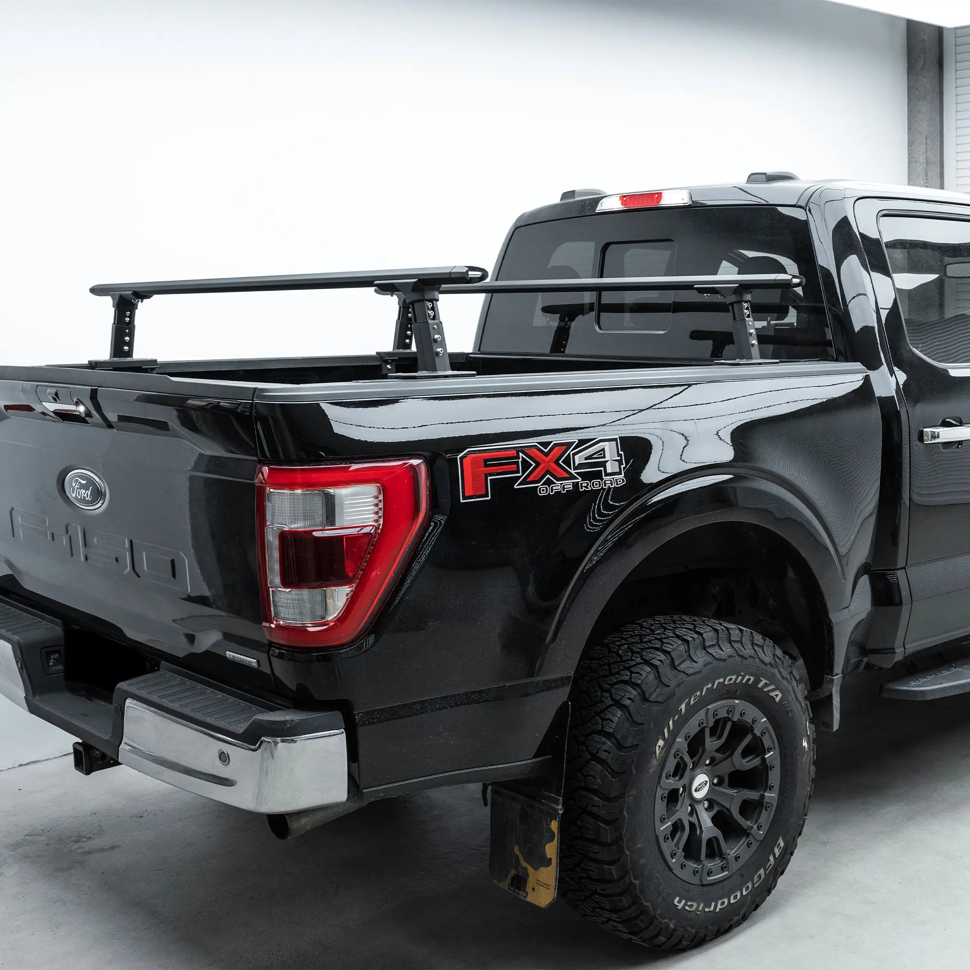 Low-profile Heavy Duty 800LB Adjustable Bed Rack for Trucks -1