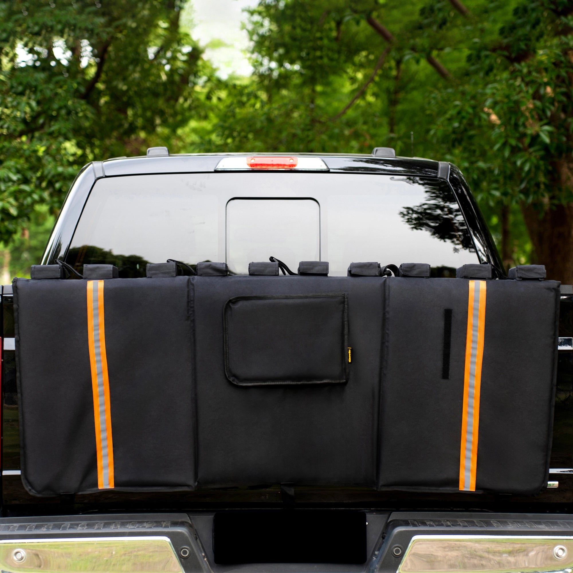 TRUMGETA 62-Inch Tailgate Bike Pad - 5-Bike Capacity for Full-Size Trucks-2