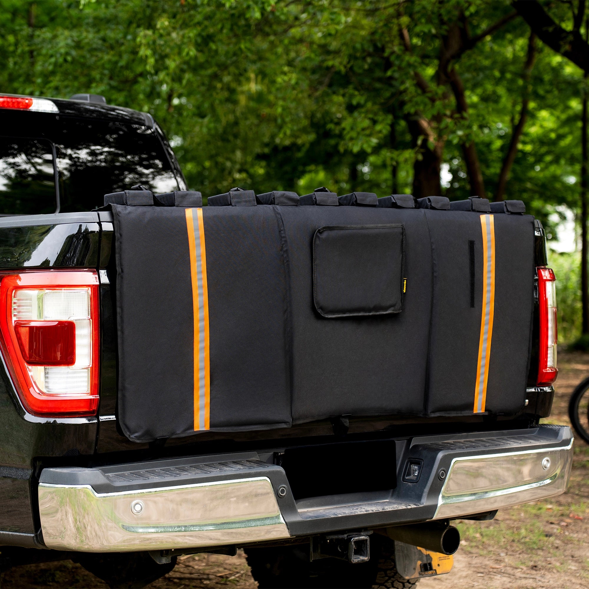 TRUMGETA 62-Inch Tailgate Bike Pad - 5-Bike Capacity for Full-Size Trucks-3