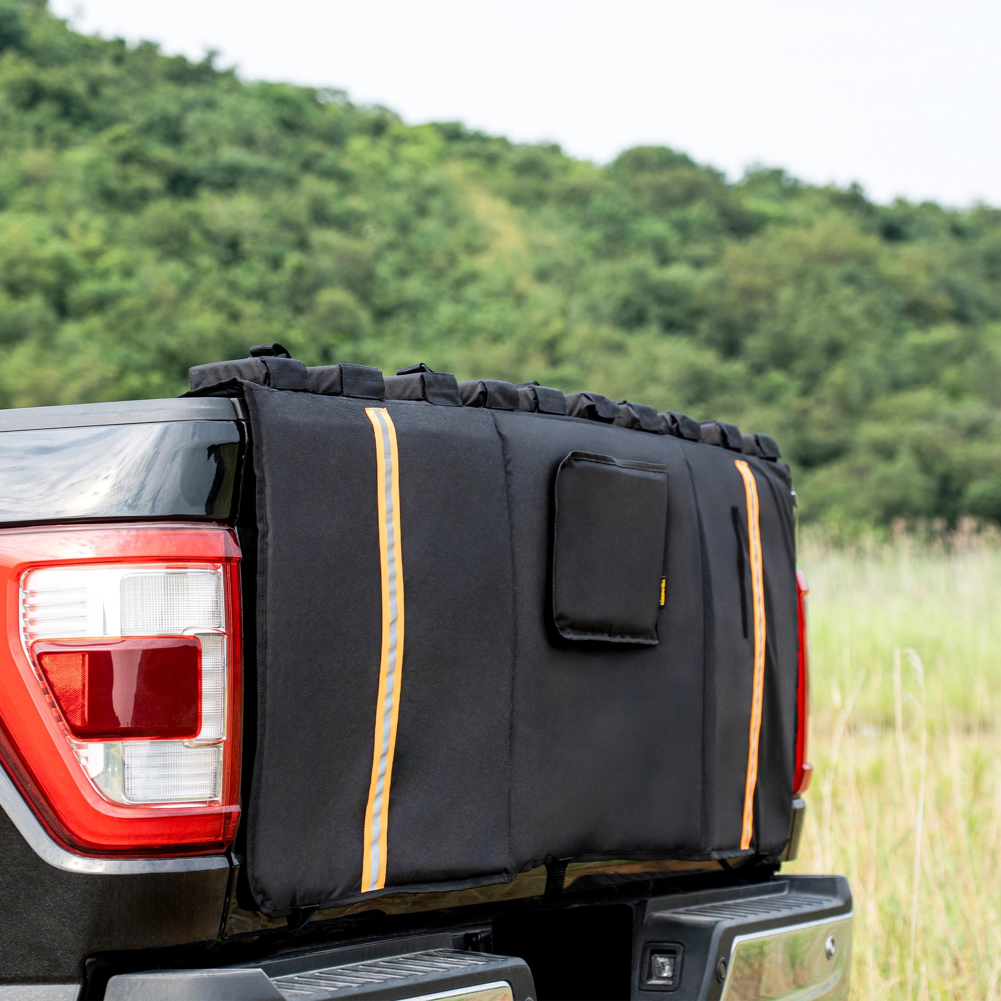 TRUMGETA 62-Inch Tailgate Bike Pad - 5-Bike Capacity for Full-Size Trucks-6