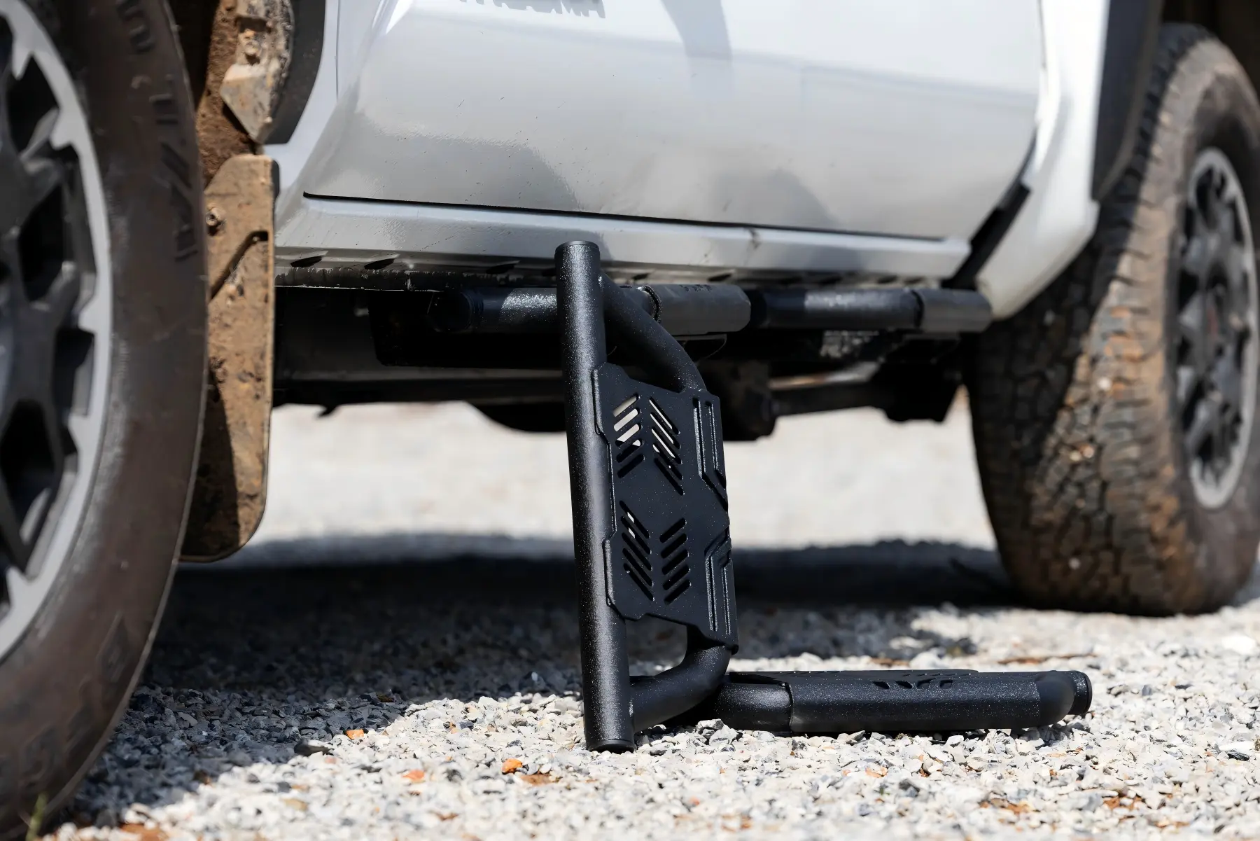 Trumgeta Auxchemic® Armor Side Steps for 2024-2026 Toyota Tacoma